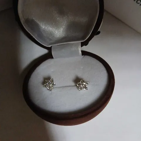 DIAMONIQUE FLOWER EARRINGS STERLING SILVER IN CHRISTMAS PUDDING BAUBLE