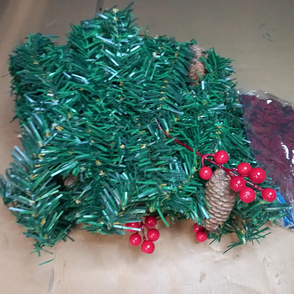 DESIGNER STYLE DECORATIVE FESTIVE CHRISTMAS GARLAND