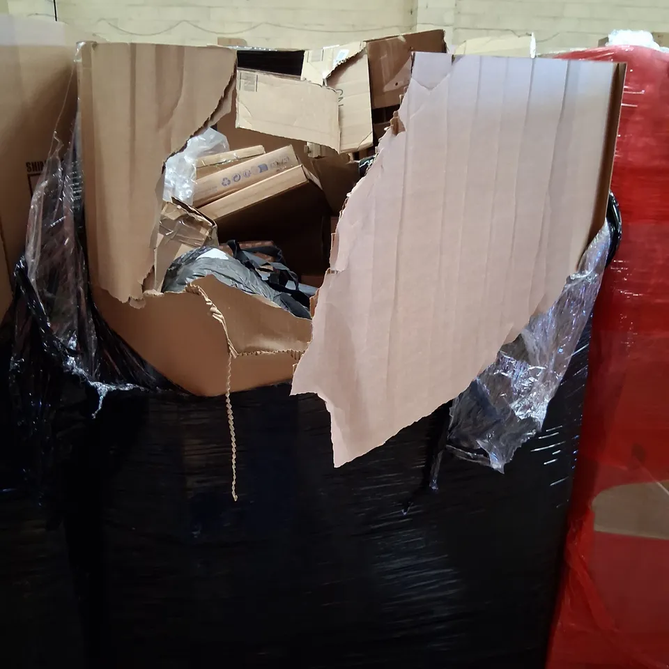 PALLET CONSISTING OF A LARGE QUANTITY OF ASSORTED HOUSEHOLD AND ELECTRICAL PRODUCTS AND ACCESSORIES TO INCLUDE;