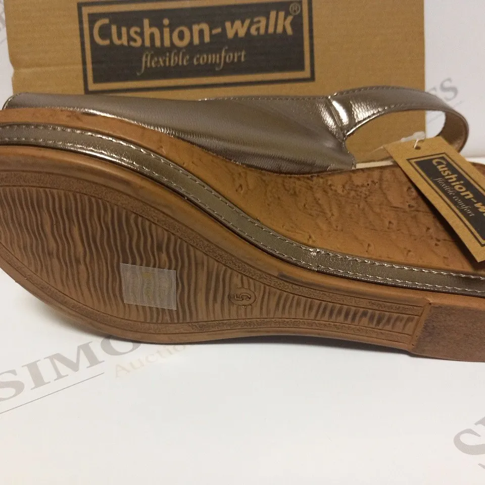 BOXED PAIR OF CUSHION WALK WEDGE HEEL SHOES IN GOLD - SIZE 5