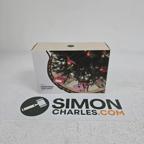 5 BOXED TYPO CHRISTMAS TREE SKIRTS