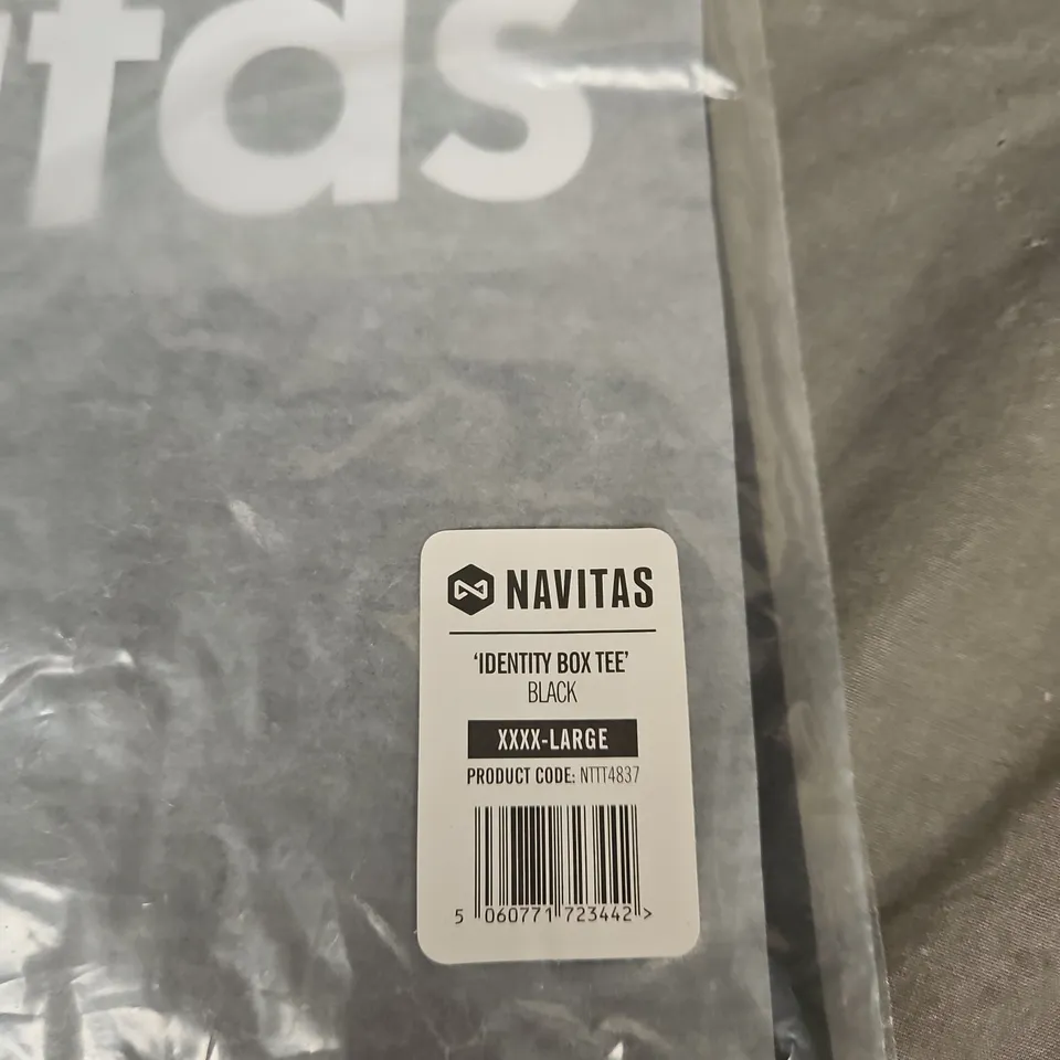 NAVITAS (ANGLING OUTFITTERS) - IDENTITY BOX TEE – BLACK – UK 4XL