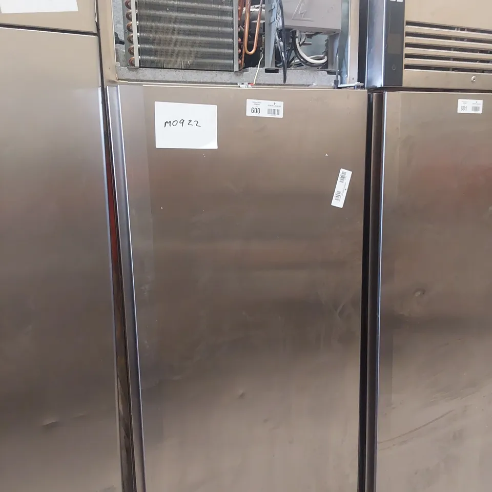 FOSTER TALL COMMERCIAL FRIDGE EP700H