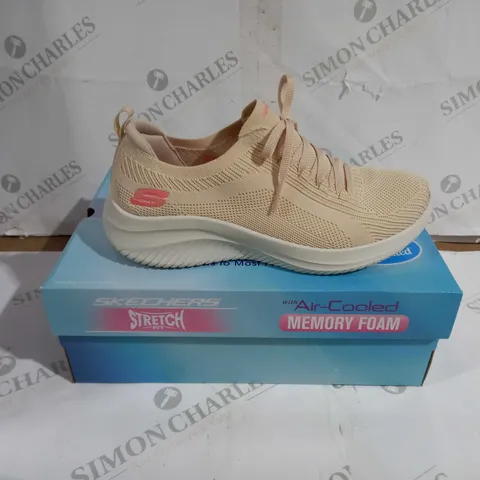 BOXED PAIR OF SKECHERS STRETCH FIT ULTRA FLEX 3.0 SHOES NATURAL UK SIZE 6