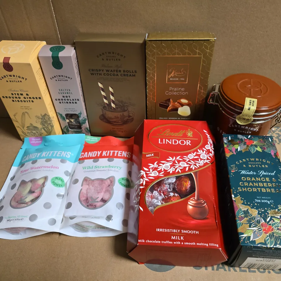 APPROXIMATELY 5 ASSORTED FOOD ITEMS TO INCLUDE - BISCUITS, LINDT AND SHORTBREAD