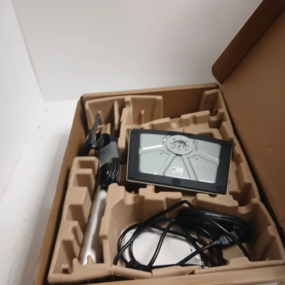DELL MONITOR – BLACK LCD DISPLAY POWERS ON