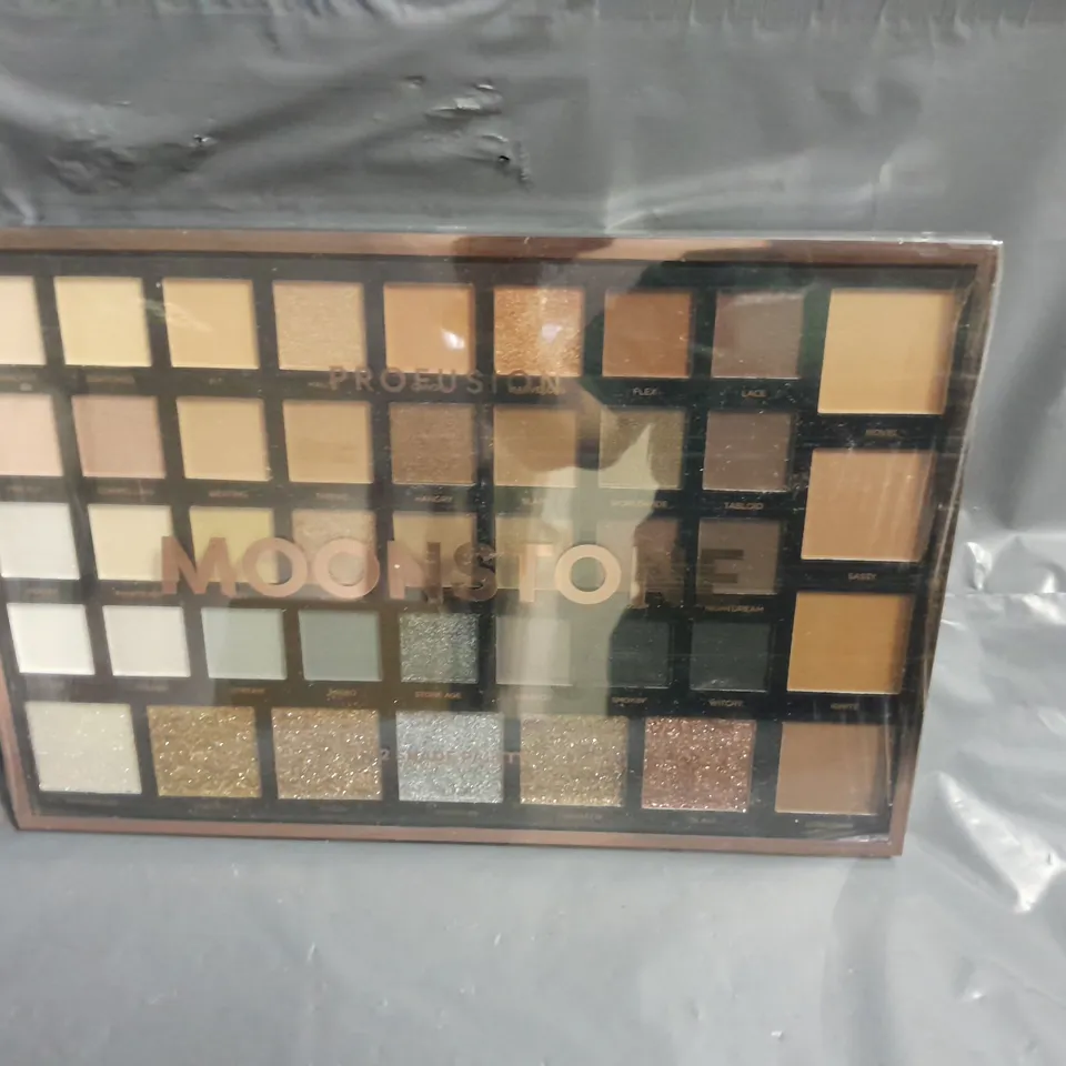 SEALED PROFUSION EYESHADOW PALETTE