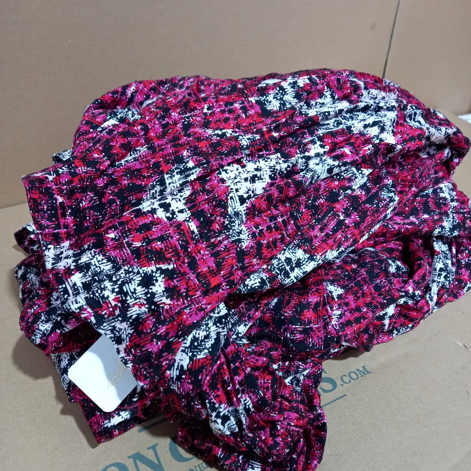 LOT OF APPROX. 5 X DANNII MINOGUE PETITES PINK PRINTED BLOUSE IN VARIOUS SIZES