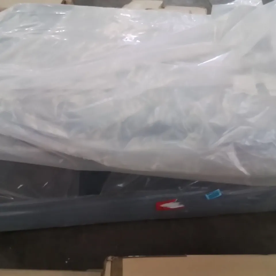 BAGGED SERAPHINE CHESTERFIELD DIVAN BED WITH HEADBOARD 