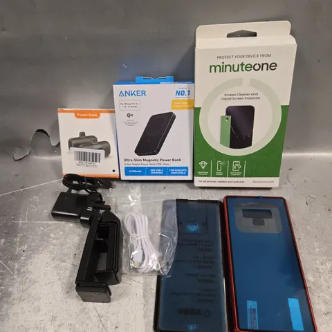 APPROXIMATELY 20 ASSORTED SMARTPHONE ACCESSORIES TO INCLUDE CASES, CHARGING CABLES, SCREEN PROTECTORS ETC