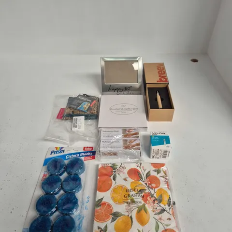 TOTE OF APPROXIMATELY 10 ASSORTED ITEMS INCLUDING ACCU CHECK INSTANT TEST STRIPS, BREEV AND GISELA GRAHAM LONDON NAPKINS