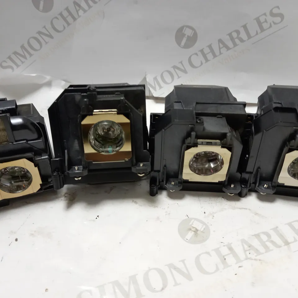 LOT OF APPROX 12 ASSORTED PROJECTOR BULBS