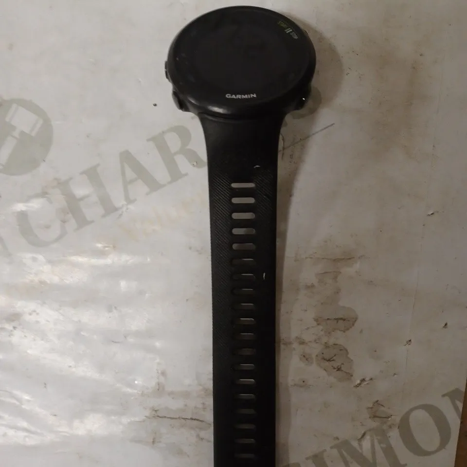GARMIN FORERUNNER 45 GPS RUNNING WATCH - BLACK