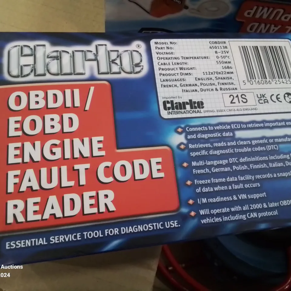 BOX OF MIXED TOOLS TO INCLUDE: OBDII/EOBD ENGINE FAULT CODE READER, 12V OIL AND DIESEL PUMP, REVERSIBLE AIR DRILL, PALM SANDER ETC.