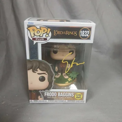 FUNKO POP! THE LORD OF THE RINGS: FRODO BAGGINS VINYL FIGURE – GLOW IN THE DARK, BOXED (NO. 1832)