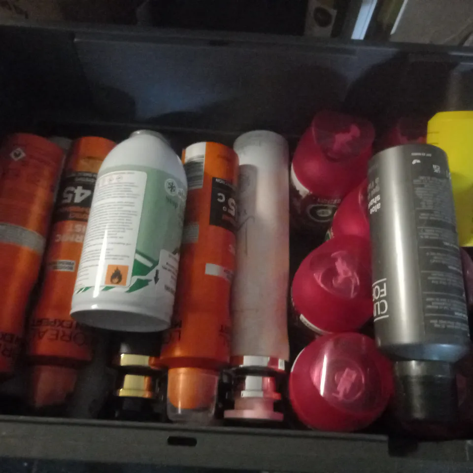 APPROXIMATELY 10 ASSORTED AEROSOLS INCLUDING PLOUISE FOAMING OVER YOU SHAVING FOAM, LOREAL MEN EXPERT THERMIC RESIST AND AIR WICK AIR FRESHENER - COLLECTION ONLY