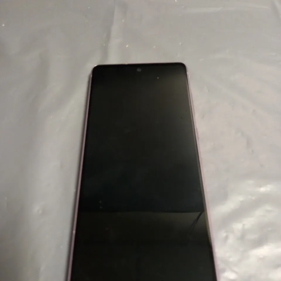 SAMSUNG GALAXY S20 FE IN CLOUD LAVENDER