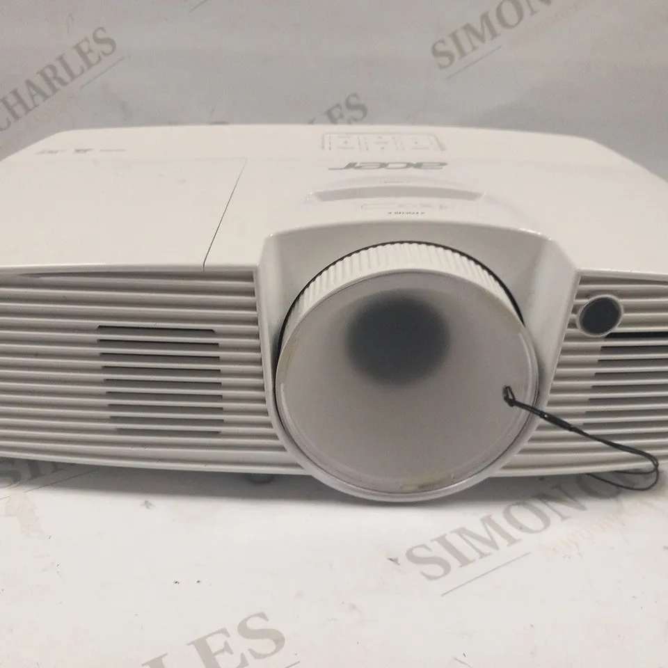 ACER DLP PROJECTOR DNX1522