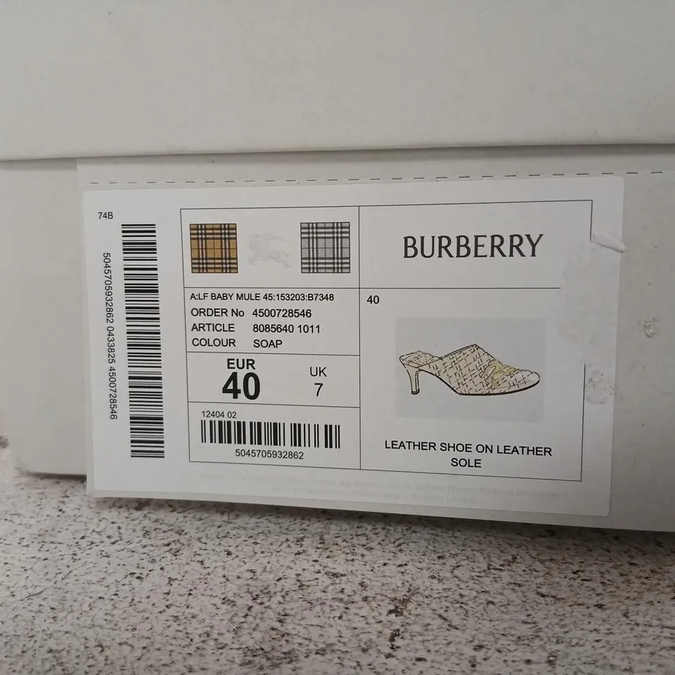 BURBERRY QUILTED LEATHER MULES – NUDE BEIGE, UK 7 (EU 40), MADE IN ITALY