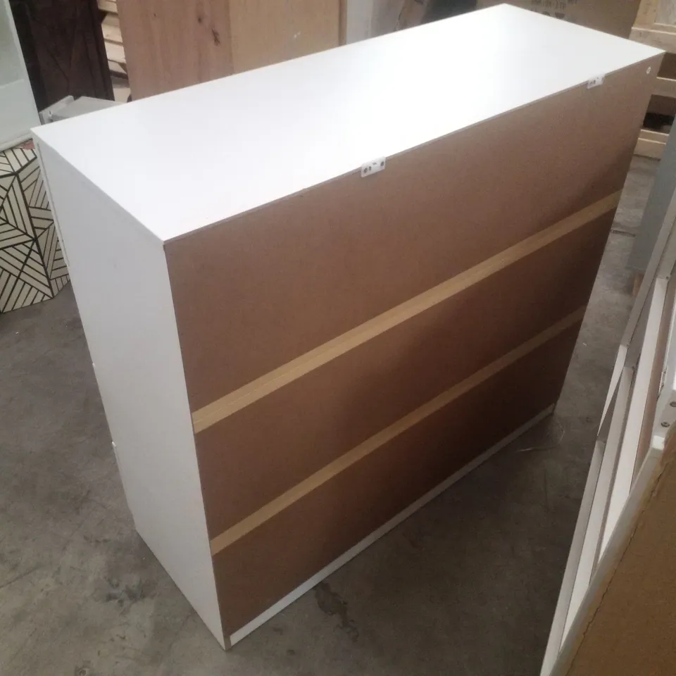 BOXED 8 DRAWER CHEST OF DRAWERS MODERN CENTRAL RUNNERS RECESSED HANDLES - WHITE