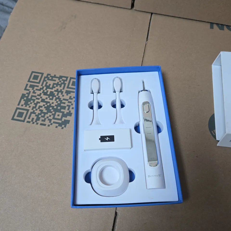 BEEWELL LED SERIES 6 ELECTRIC TOOTHBRUSH WITH 2 HEADS – BOXED 