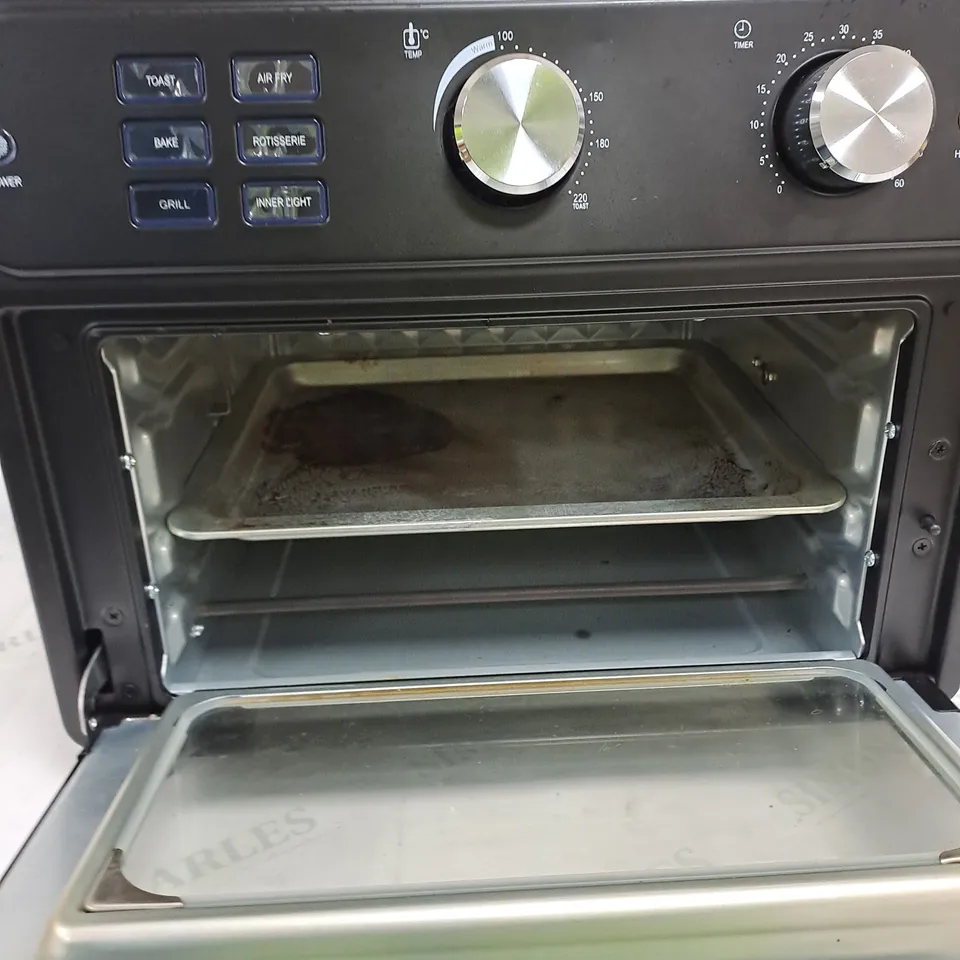 BOXED COOK'S ESSENTIAL 21-LITRE AIRFRYER OVEN IN BLACK