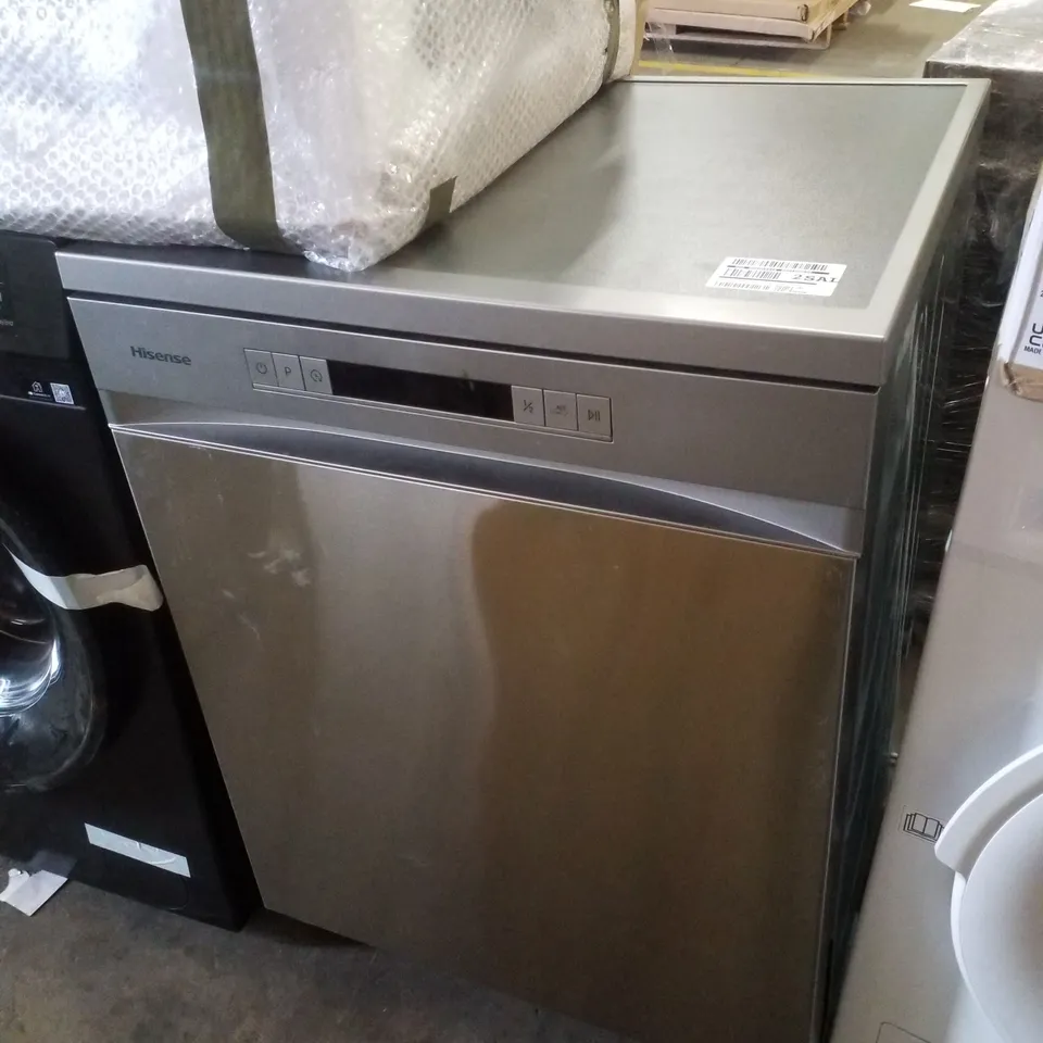 HISENSE HS622E90XUK FULL-SIZE DISHWASHER - STAINLESS STEEL