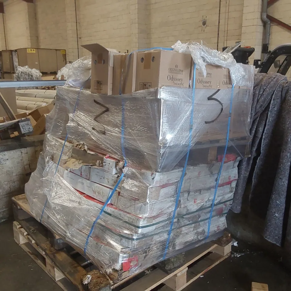 PALLET CONTAINING A VERY LARGE QUANTITY OF ASSORTED TILES