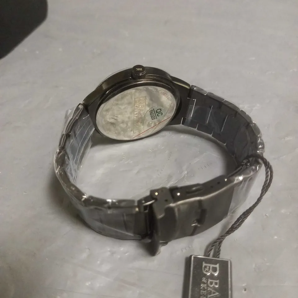 BOXED BARKERS OF KENSINGTON GENTS ENTOURAGE ROSE WATCH