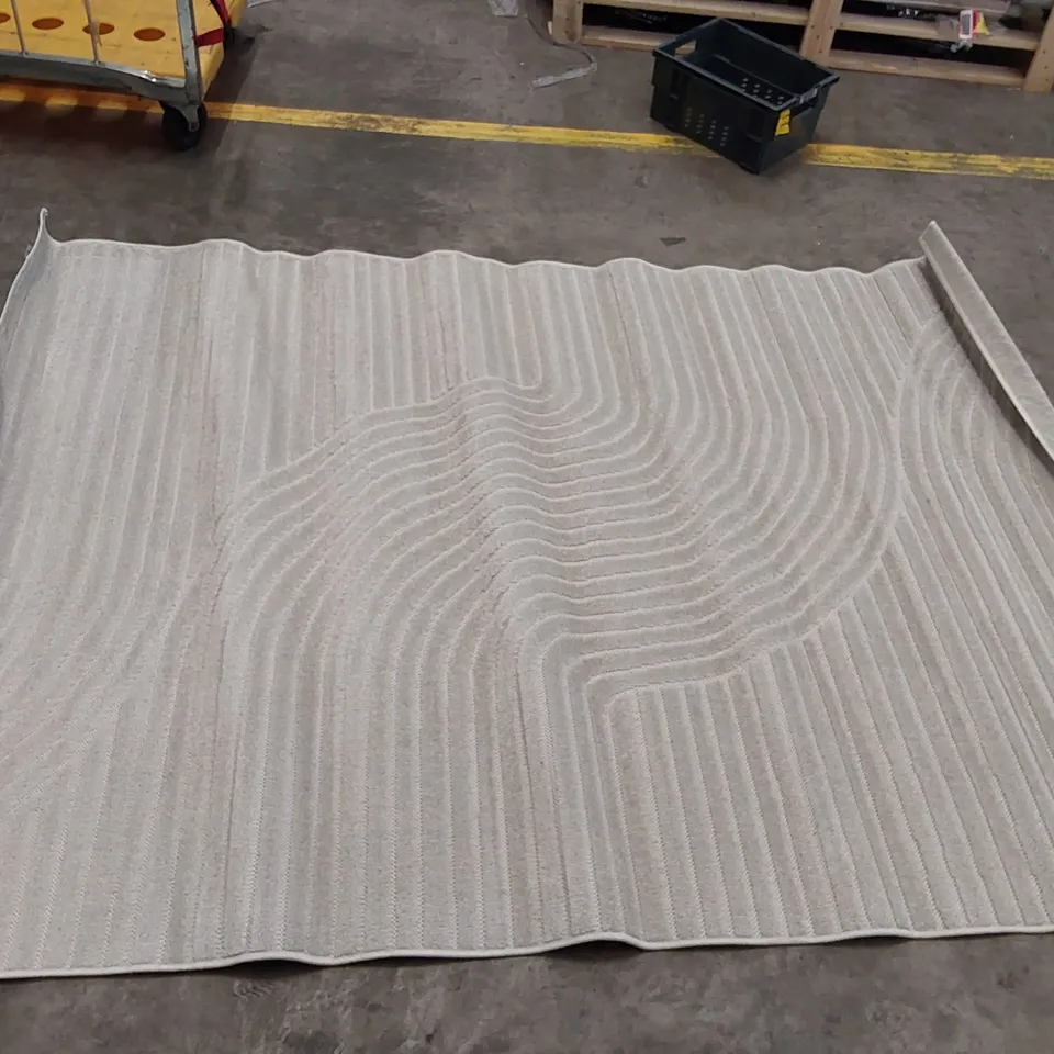 LYNDZEY MACHINE WOVEN BEIGE/CREAM RUG // 160 X 230CM