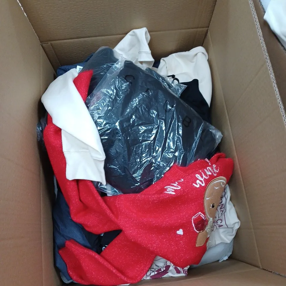 BOX OF ASSORTED CLOTHING ITEMS TO INCLUDE TOPS, VESTS, SWEATERS ETC