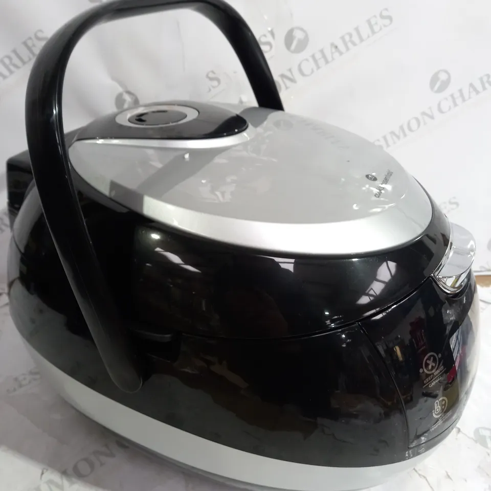 COOKS ESSENTIAL MULTI-PURPOSE COOKER 