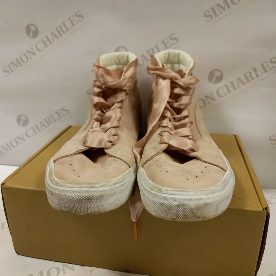 IN THE STYLE OF VANS DUSKY PINK HIGH TOP TRAINERS UK SIZE 8