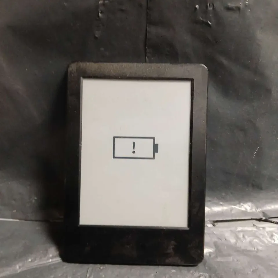 AMAZON FIRE TABLET 
