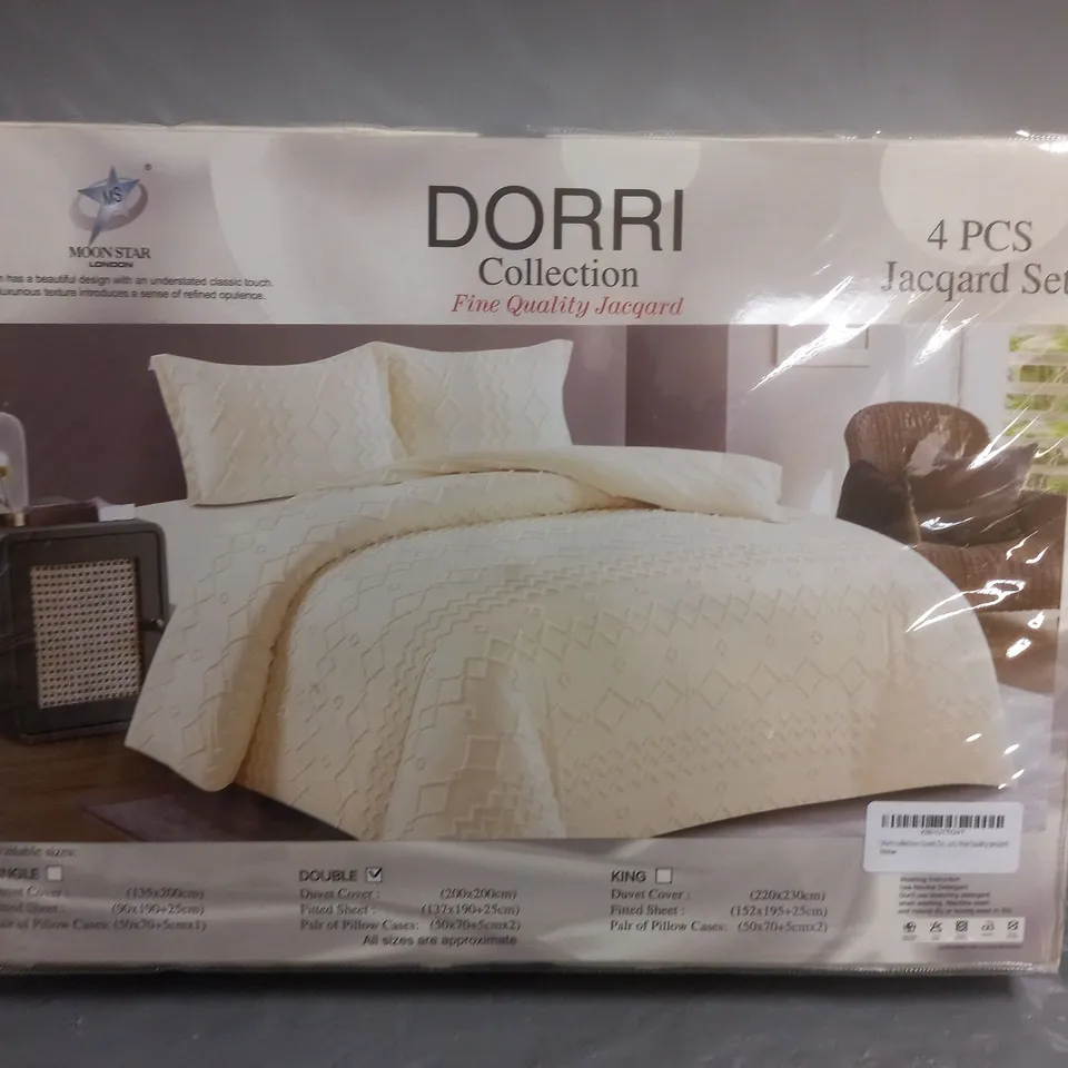 MOON STAR DORRI COLLECTION 4 PCS JACQARD IN CREAM - DOUBLE