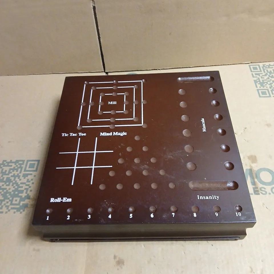 SPIN MASTER BOARD GAME SET WITH PLAYING PIECES, DICE AND ACCESSORIES – 10-GAME SET UNBOXED