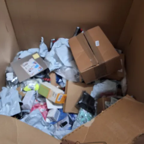 PALLET OF ASSORTED HOUSEHOLD GOODS AND PRODUCTS TO INCLUDE;OIL DISPENSER,HARNESS,WATER BOTTLE