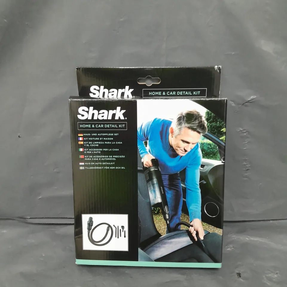 BOXED SHARK HOME & CAR DETAIL KIT 