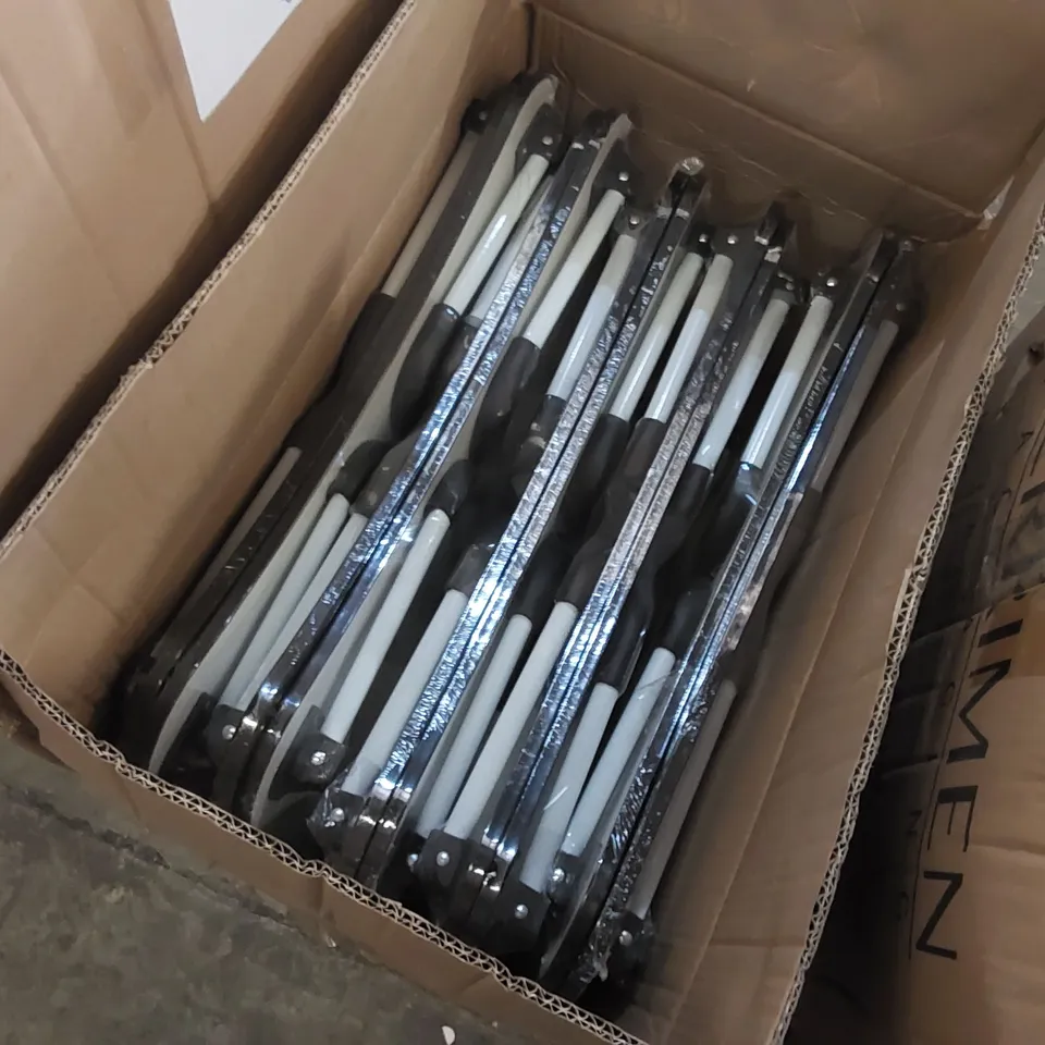 BOX OF APPROXIMATELY 10x DESIRE TECH LAPTOP TRAYS 