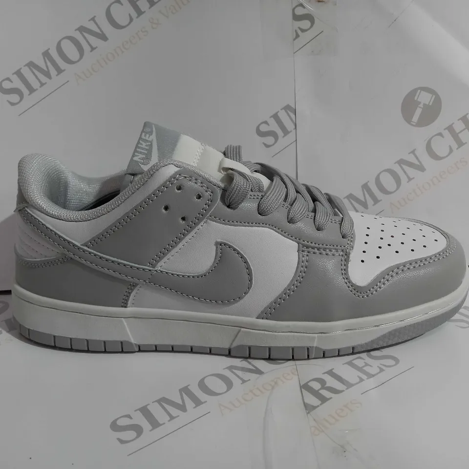 NIKE DUNKS IN GREY & WHITE - UK 6 