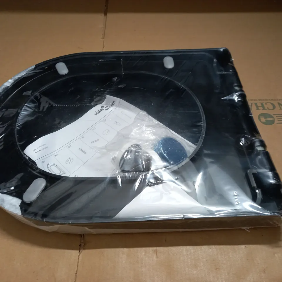SEALED VIDA XL BLACK TOILET SEAT