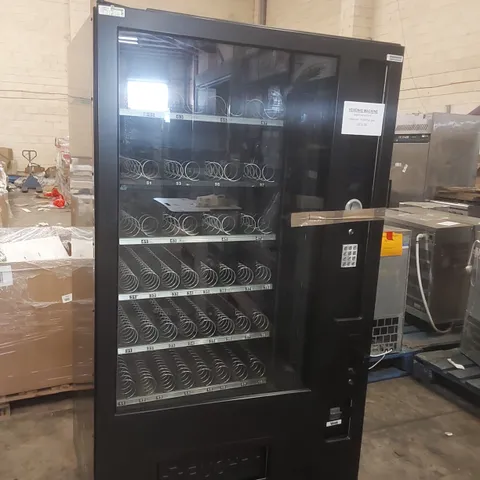 VENDO SANDEN VENDING MACHINE