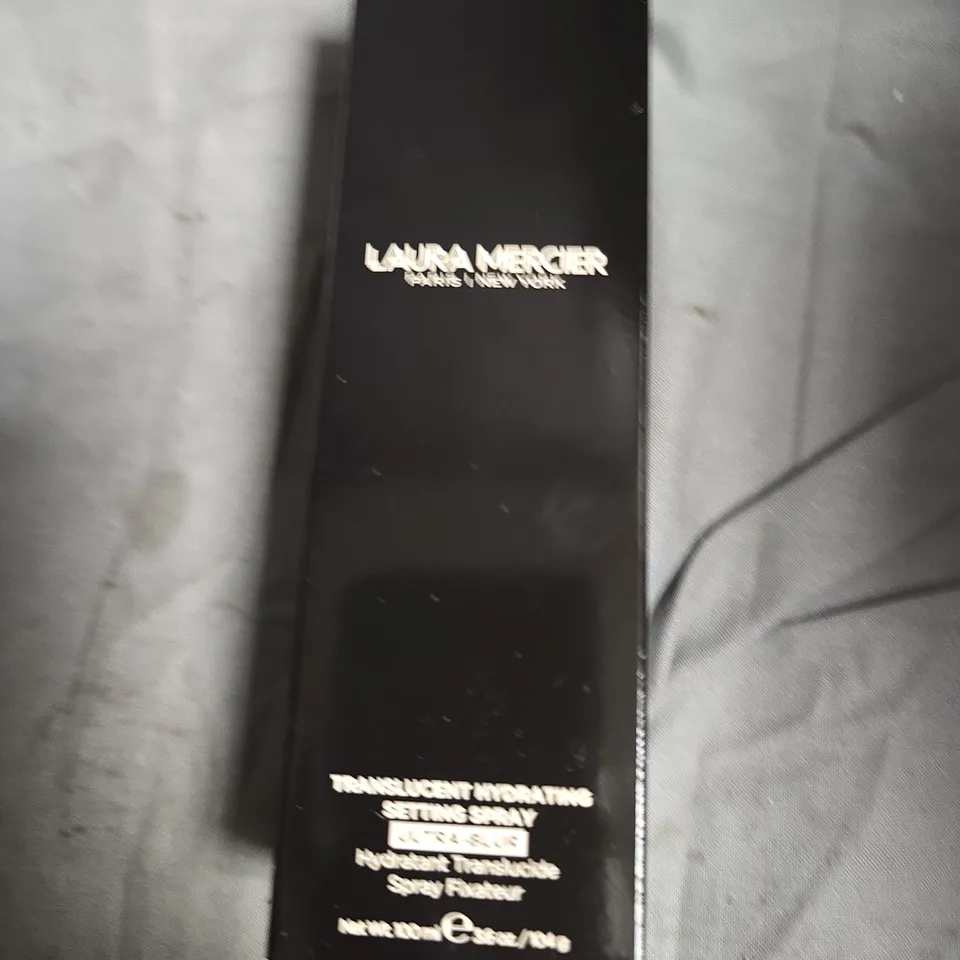 LAURA MERCIER TRANSLUCENT HYDRATING SETTING SPRAY – 100 ML