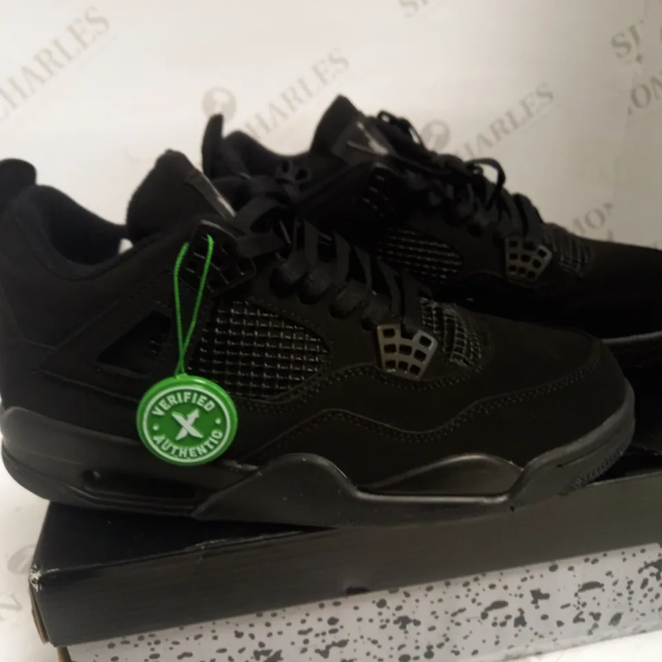 AIR JORDAN 4 RETRO ALL BLACK TRAINER UK 9 