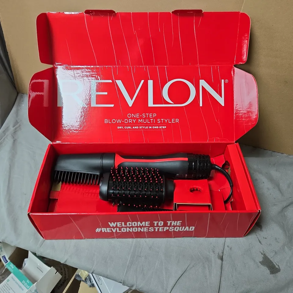 REVLON ONE-STEP BLOW-DRY MULTI STYLER