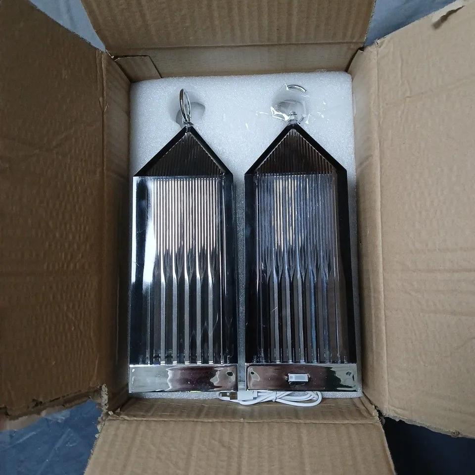 HOME STORIES SET OF 2 LED INDOOR/OUTDOOR LANTERN