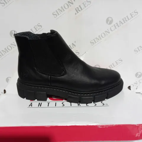 BOXED PAIR OF RIEKER CHUNKY ANKLE BOOTS IN BLACK UK SIZE 6.5