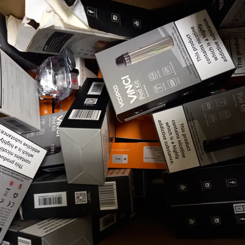 LOT OF 35 ASSORTED VAPING DEVICES & ACCESSORIES, TO INCLUDE VOOPOO, SMOK, ETC