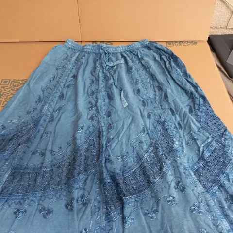 DOORWAY TO FASHION WOMEN'S PLUS SIZE EMBROIDERED MAXI SKIRT (SKIRT/DRESS) – MADE IN INDIA