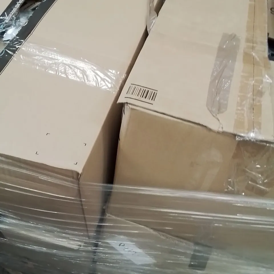 PALLET CONTAINS LARGE QUANTITY OF PHONE CASES